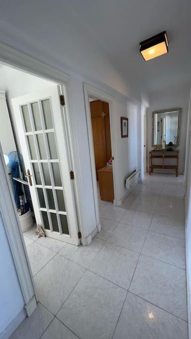 Apartamento Con Acceso Directo A La Playa Apartman Valencia Kültér fotó
