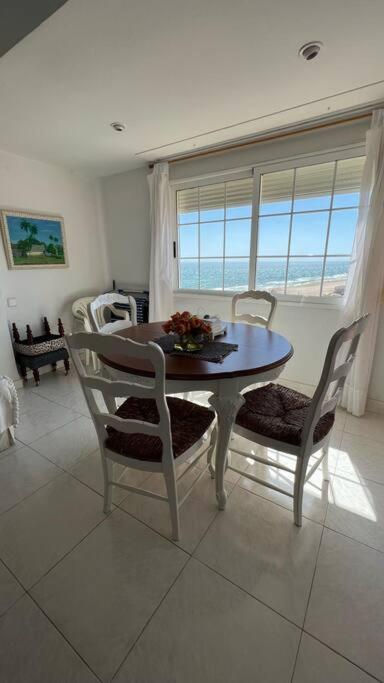 Apartamento Con Acceso Directo A La Playa Apartman Valencia Kültér fotó
