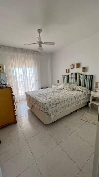 Apartamento Con Acceso Directo A La Playa Apartman Valencia Kültér fotó