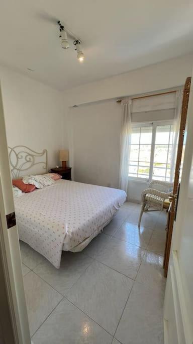 Apartamento Con Acceso Directo A La Playa Apartman Valencia Kültér fotó